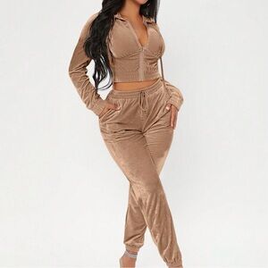 NWOT Velour Jogger Lounge Set